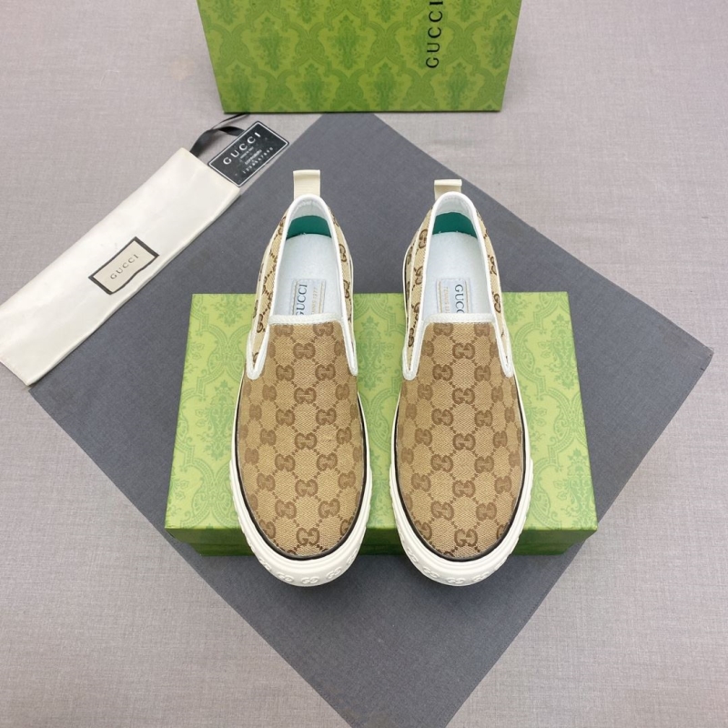 G*u*i casual shoes